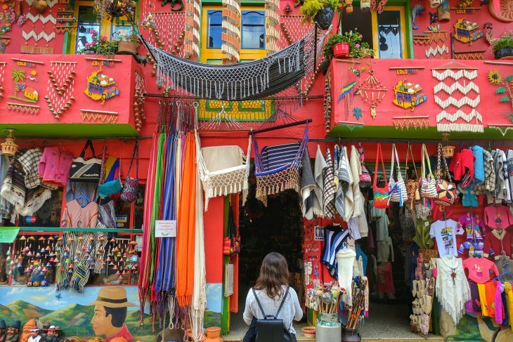 romance tour to colombia