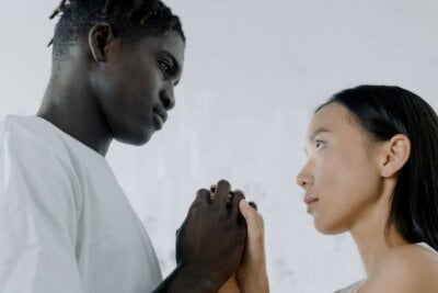 James and Fang - happy story about romance tour to China